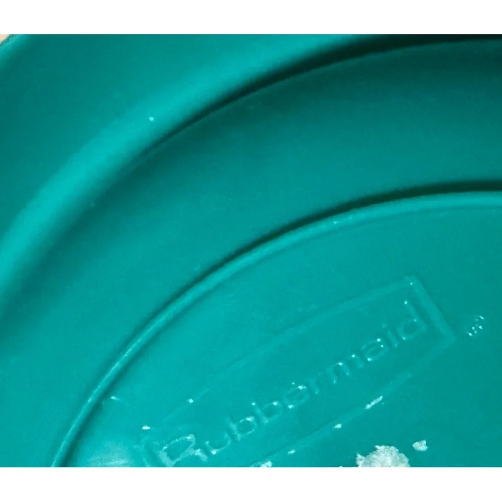 Rubbermaid Turtle Divided Snack Bowl With Bowl Lid Kids Toddler HTF‎ VTG